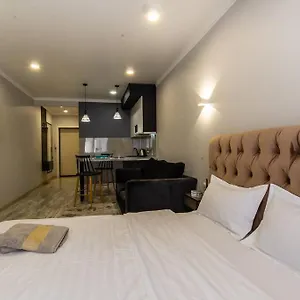 Апартаменты Golden Square 162, Алматы