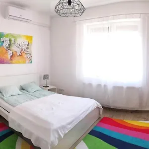 green-garden-apartman-budapest.inbudapesthotels.com/